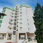 Апартаменты Sunny With Ocean Views Кашкайш