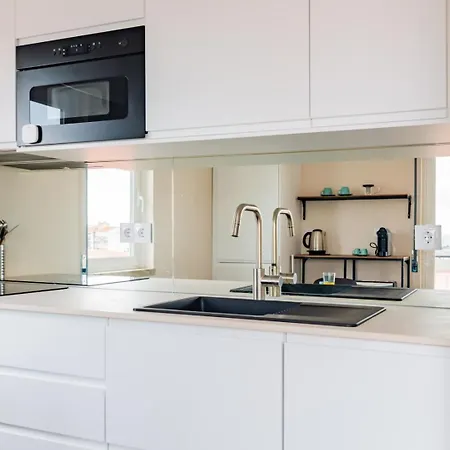 Apartman Sunny With Ocean Views