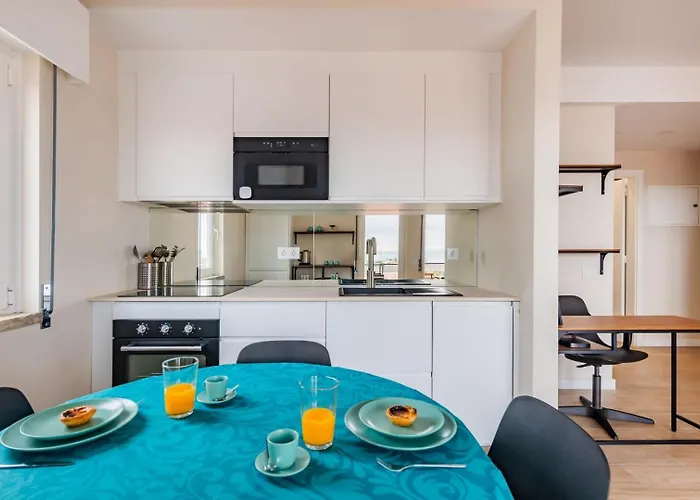 Lägenhet Sunny With Ocean Views Cascais