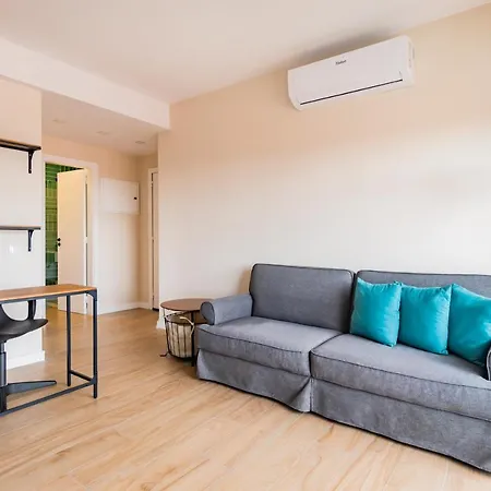 Sunny With Ocean Views Apartment